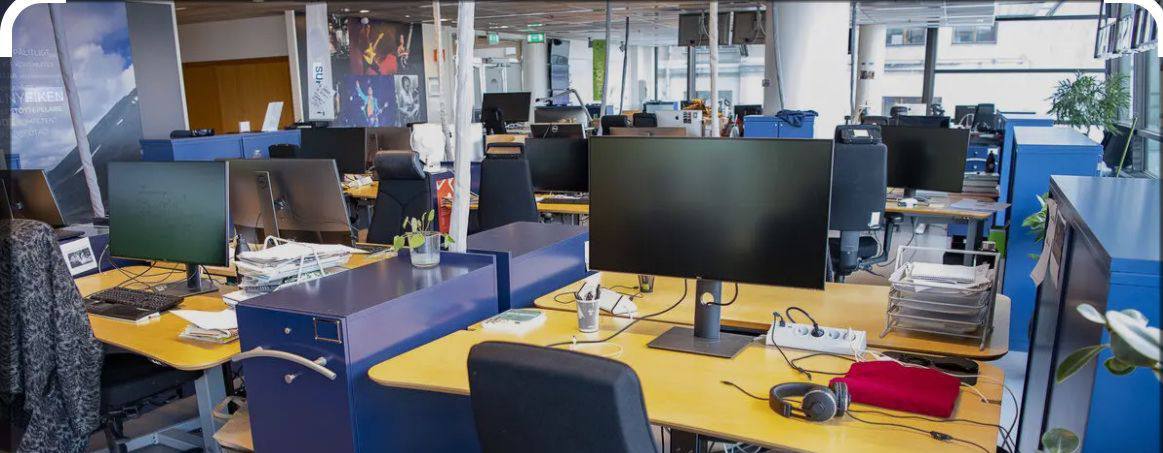 HR QUALITY office workspace